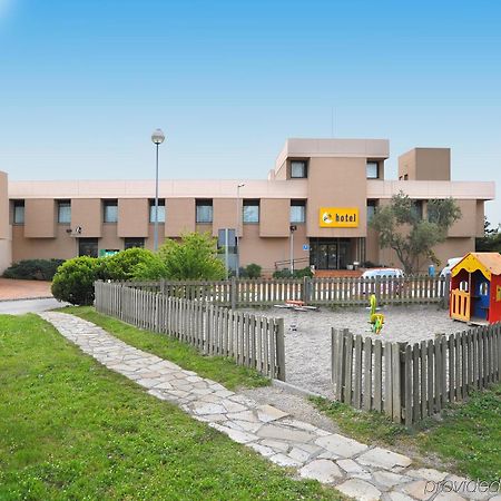 As Porta Catalana Hotel La Jonquera Buitenkant foto